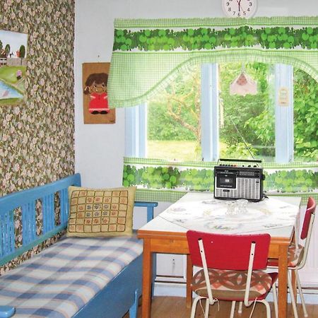 Beautiful Home In Lrbro With 3 Bedrooms Kappelshamn Exteriör bild